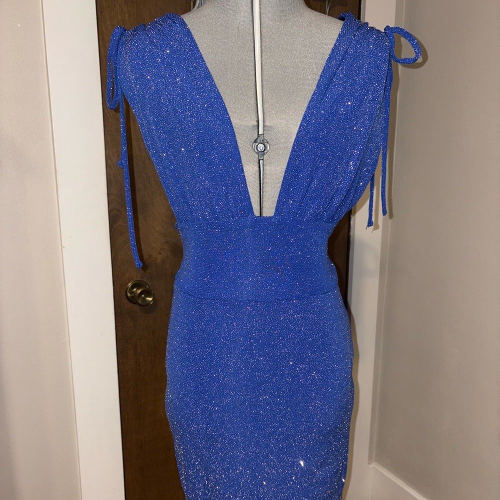 Short royal blue size small